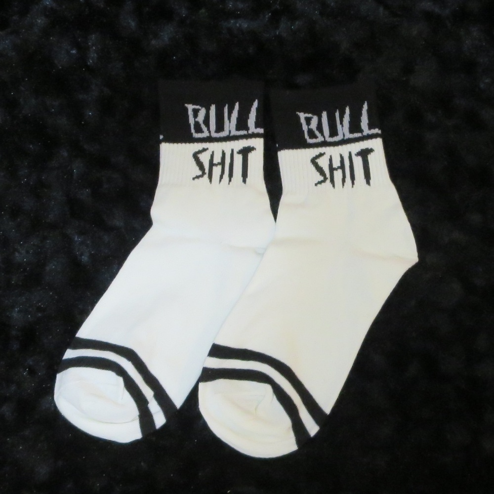 NWT Unisex Bulls**t Mid Ankle Socks - Picture 3 of 3
